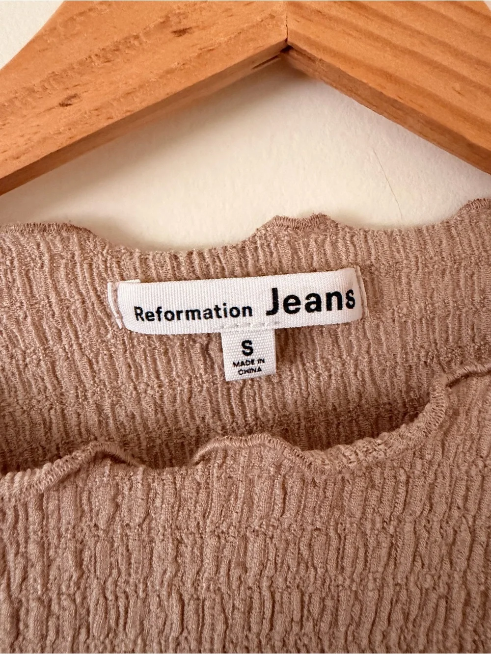 Reformation Ribbed Lettuce-Edge Cropped Long-Sleeve  — Taupe